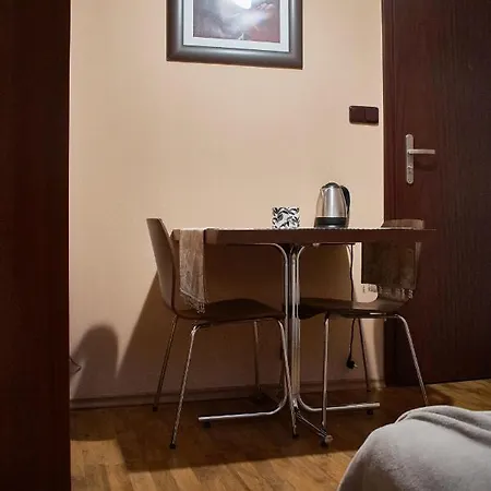 Kosówka - Hotel apartamentowy *