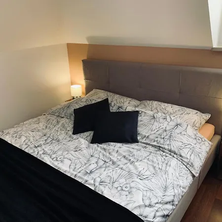 Hotel apartamentowy Kosówka - *